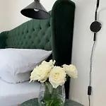 Boutique Gaestehaus Guestel Nyaraló *